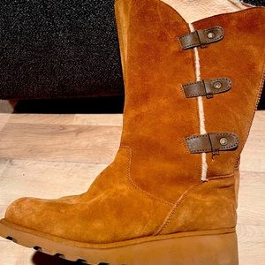 Baretrap wedge boots